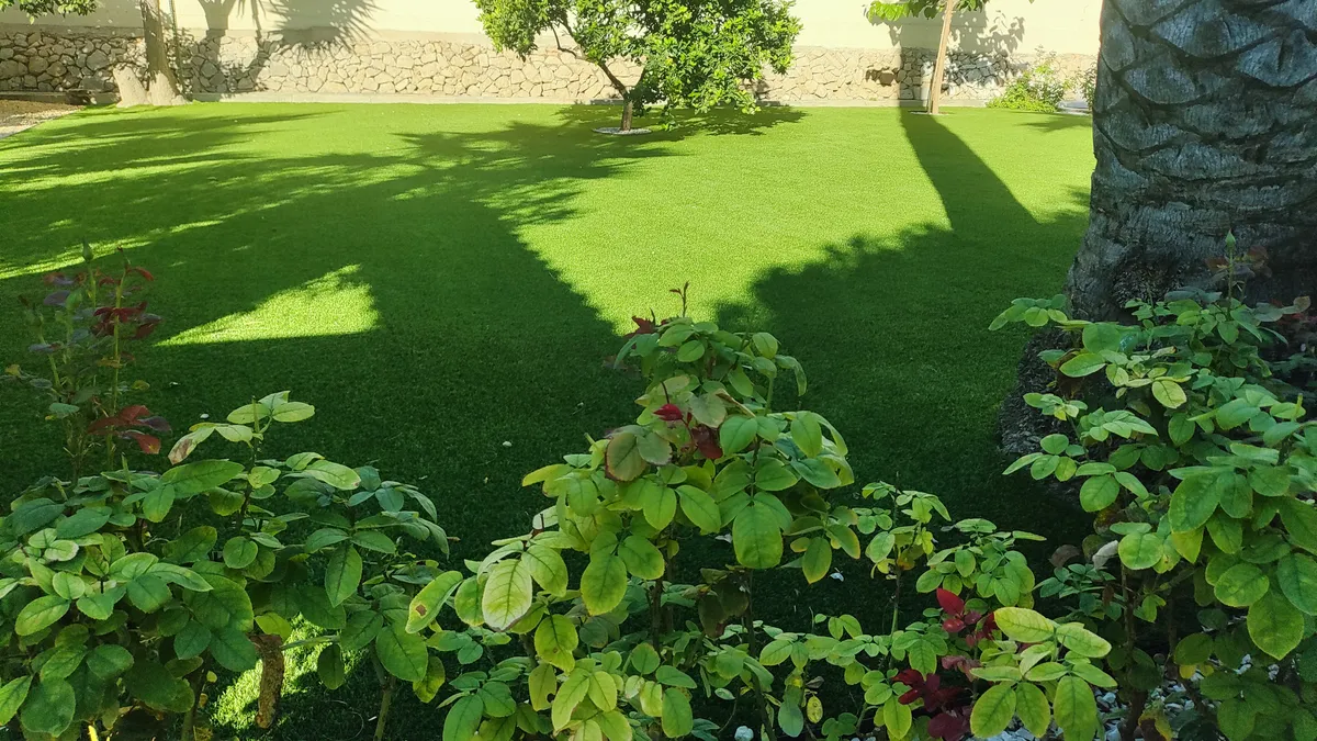 Cesped artificial en Pego